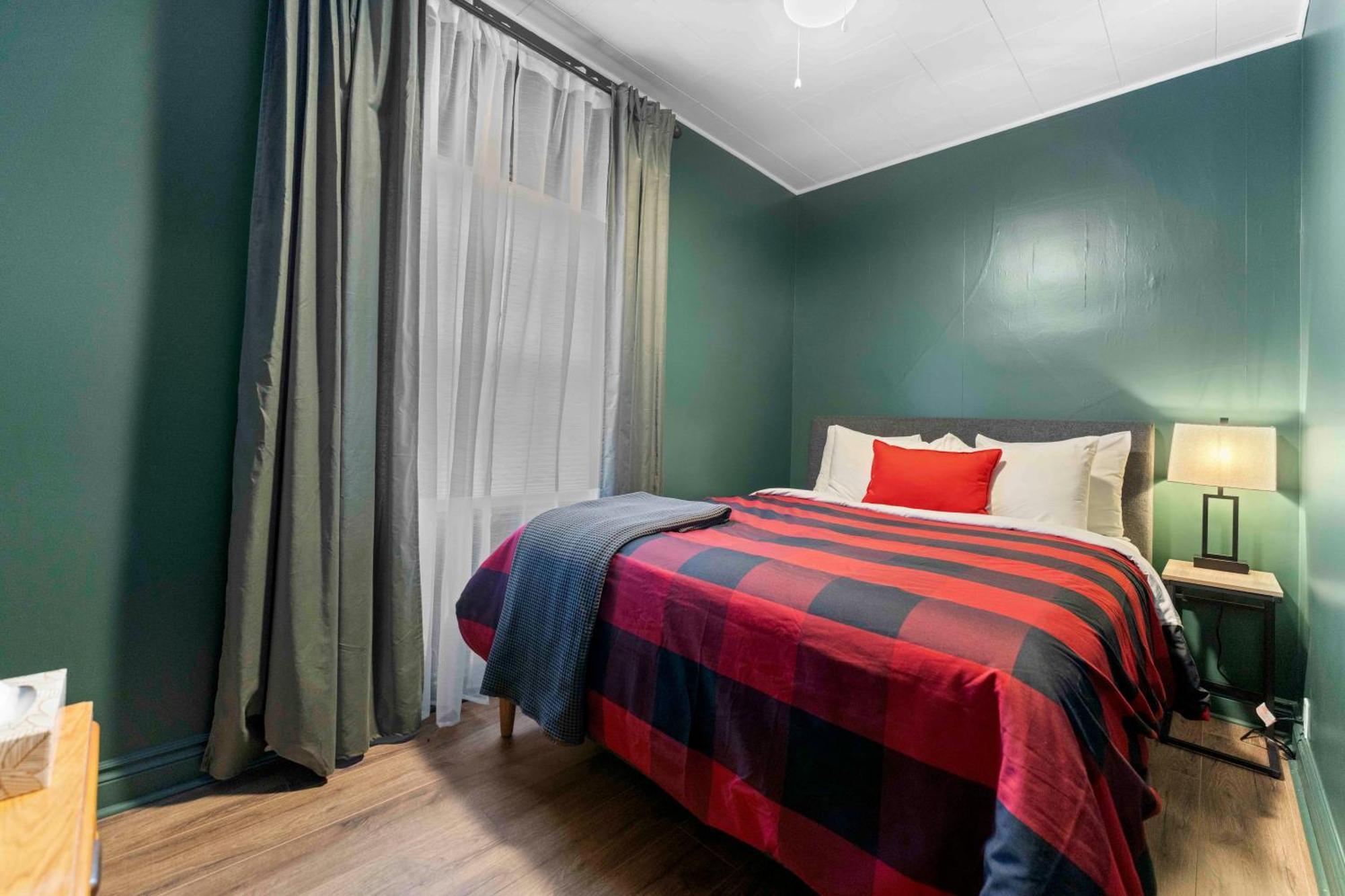 Barrys Bay Balmoral Hotel מראה חיצוני תמונה