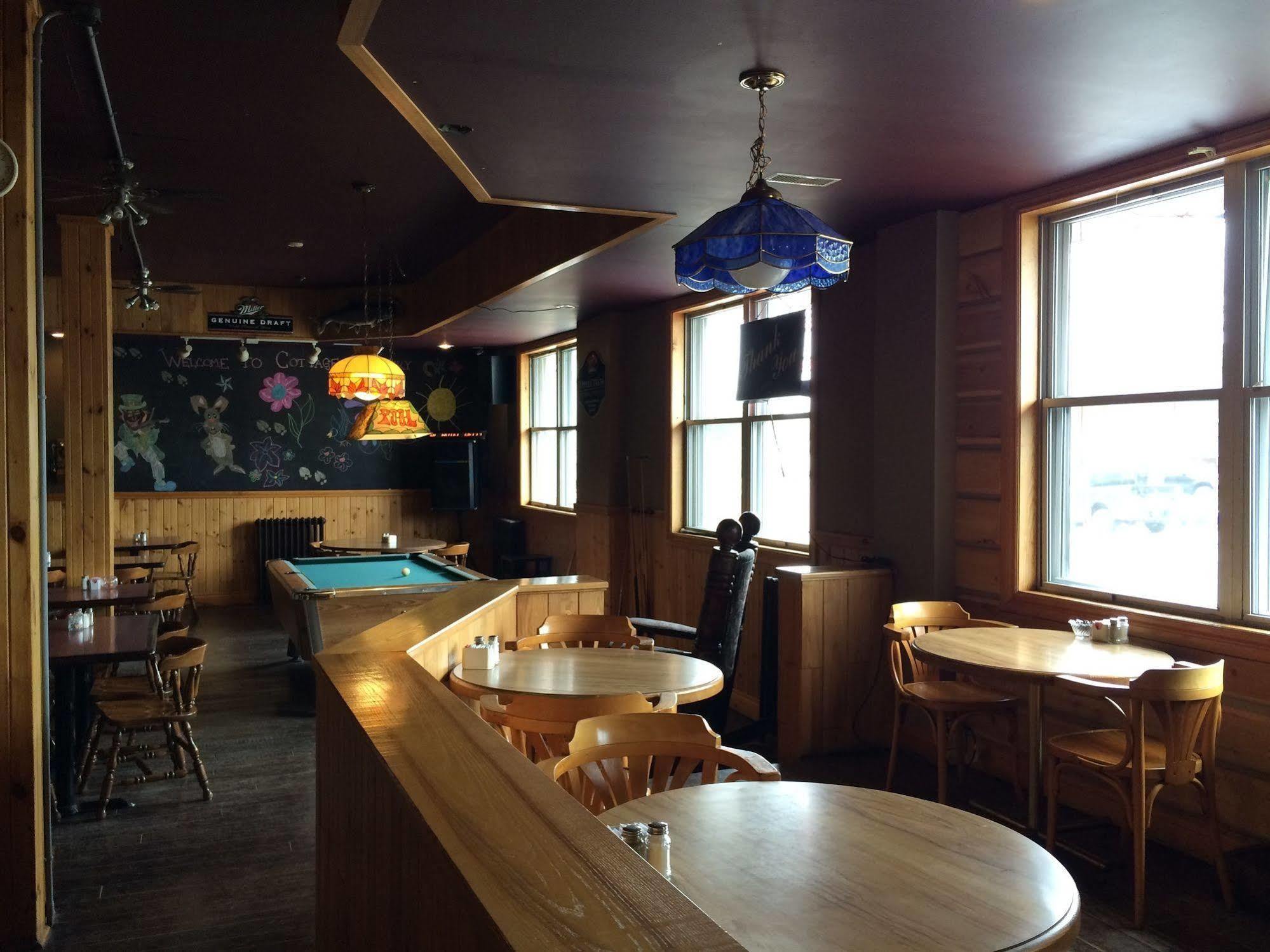 Barrys Bay Balmoral Hotel מראה חיצוני תמונה